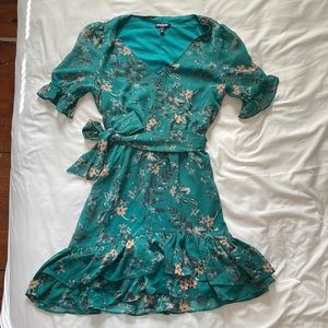 XS EXPRESS Green Floral Ruffle Dress